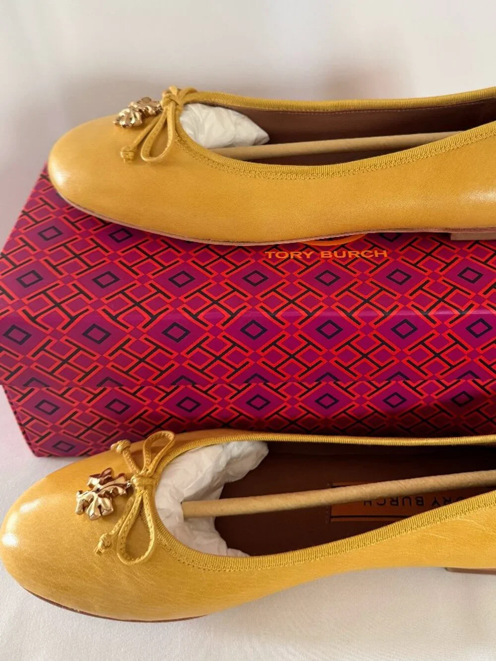 New Tory Burch Charm Ballet Flats, Goat Leather, Naples Yellow, Women's Size 9
